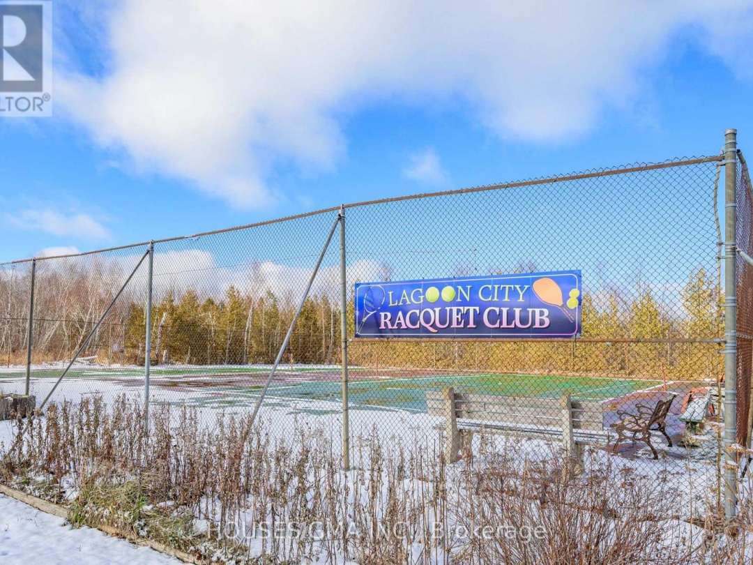 19 - 4 PARADISE BOULEVARD, 