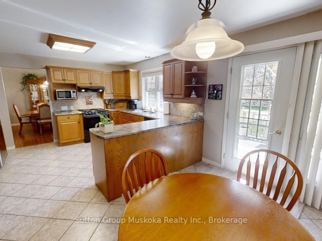 357 RAVENSCLIFFE ROAD, Huntsville (Chaffey)