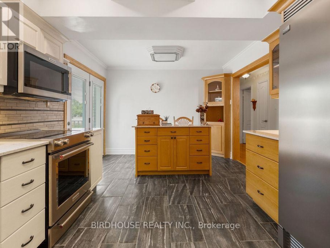 20 DOBLE DRIVE, Kawartha Lakes (Oakwood)