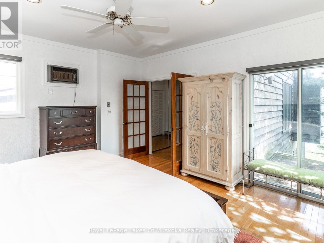 51 PINETREE ROAD, 