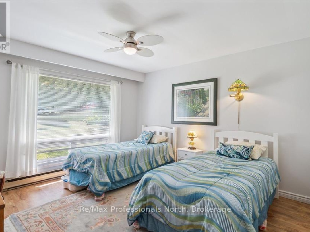 1042 RIVER HAVEN ROAD, Muskoka River