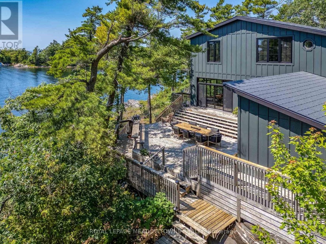 1 GB466 ISLAND AKA TOWER ISLAND, Georgian Bay