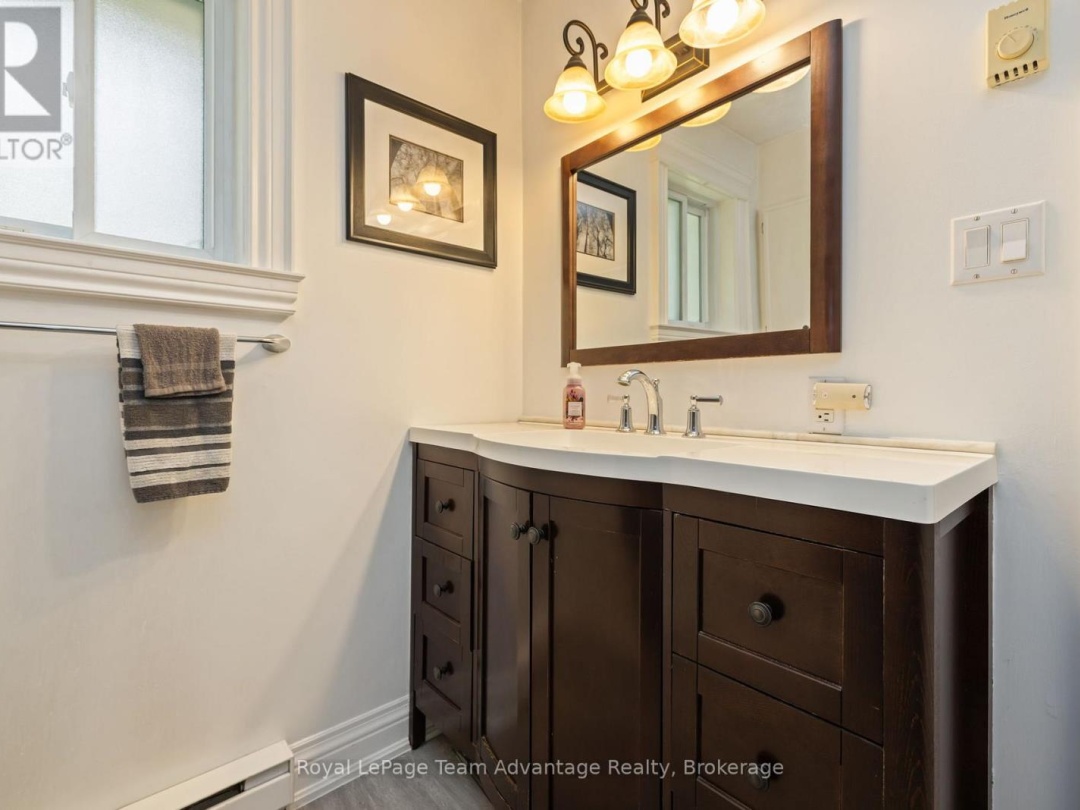 1 WREN PLACE, Boy Lake