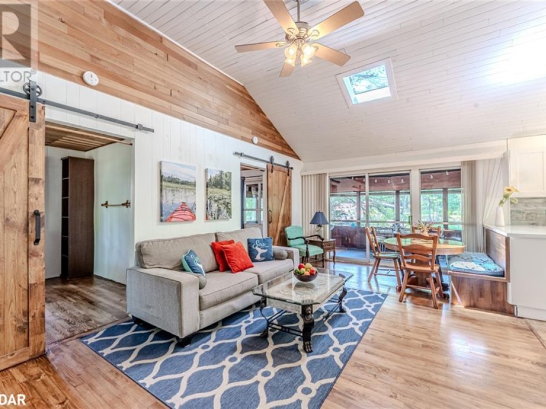 3587 RIVERDALE DRIVE, 