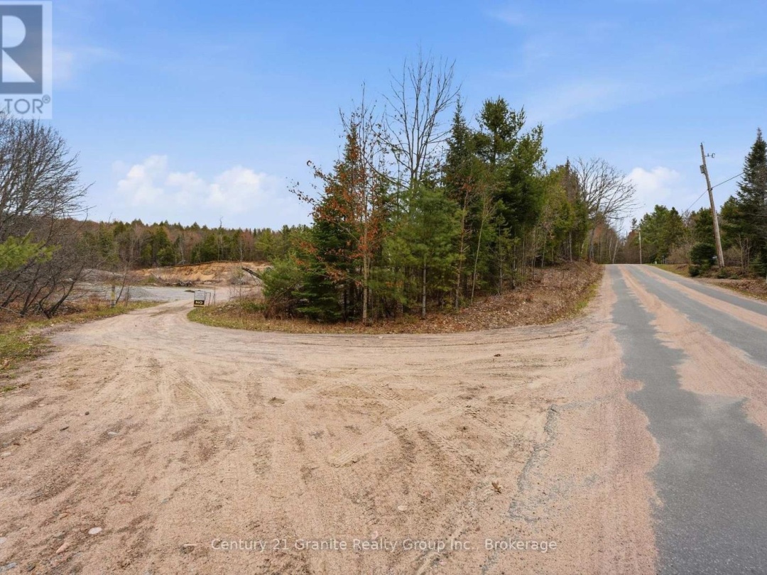 1314 HUNTER CREEK ROAD, Minden Hills (Lutterworth)