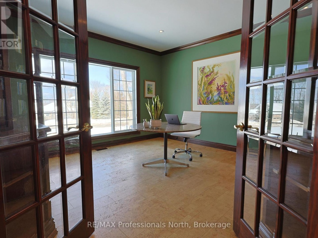 31 DEERFOOT TRAIL, Huntsville (Brunel)