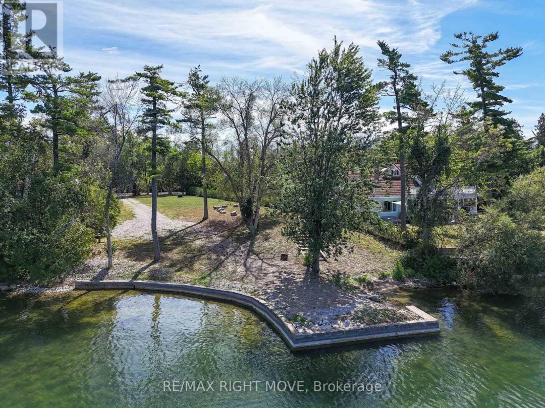 135 CREIGHTON STREET S, Lake Simcoe