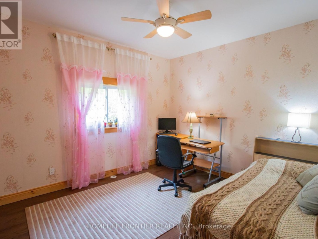 1019 SILK LANE, North Otter Lake