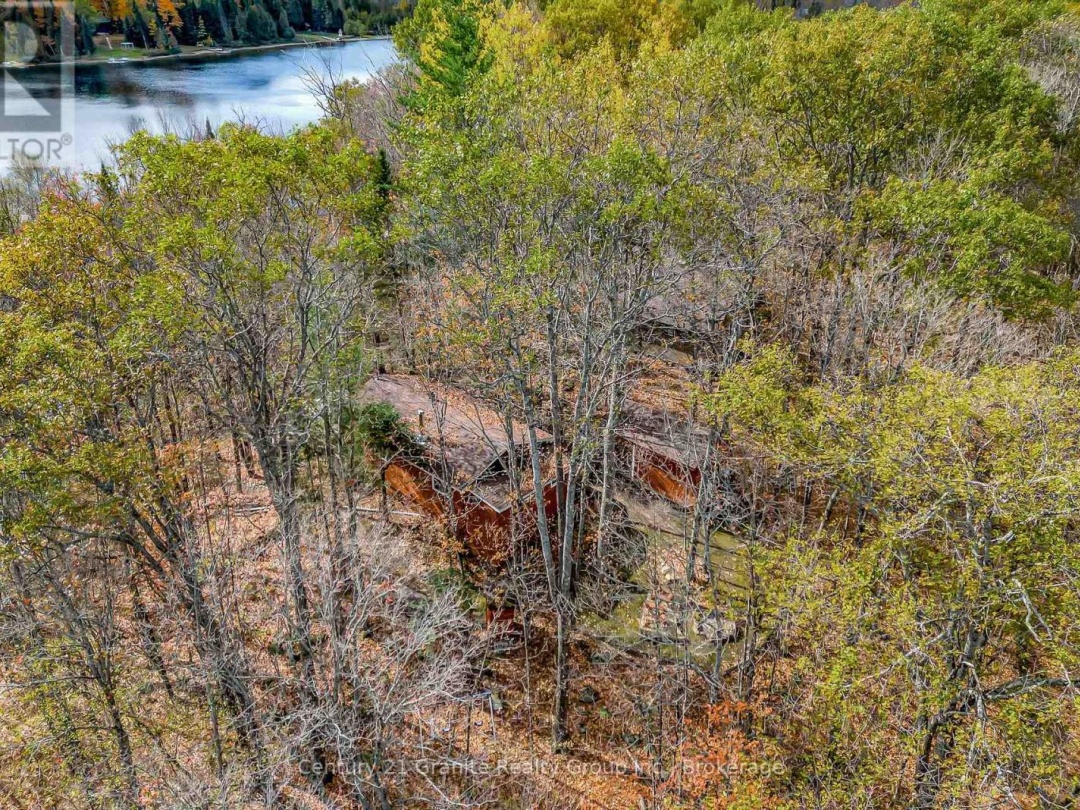 1081 CINNAMON LANE, Sharon Lake