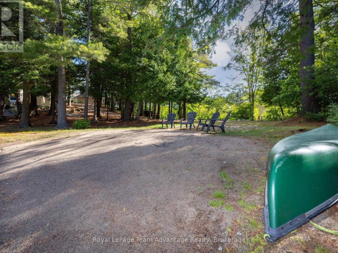 5 FALLINGVIEW TRAIL, 