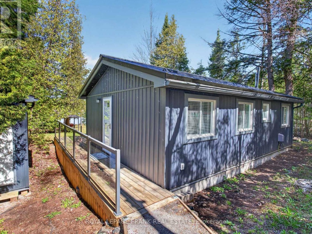 42 SUNSET COURT, Little Bald Lake