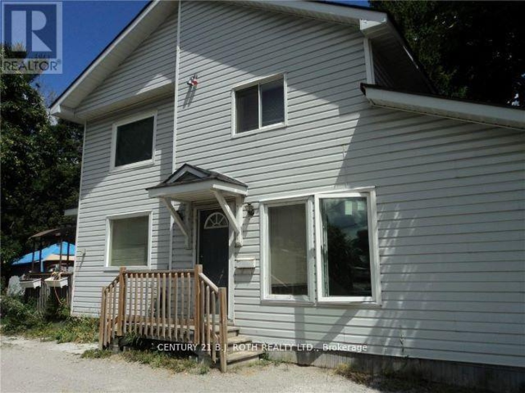136 BARRIE ROAD, Orillia