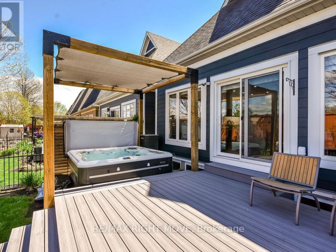 28 - 10 INVERMARA COURT, 