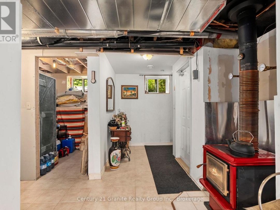 1753 NORTHSHORE ROAD, Maple Lake