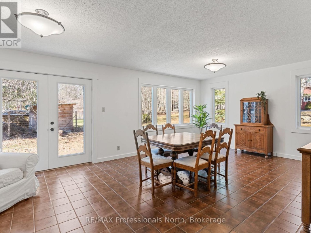 16 HIGHLAND GATE BOULEVARD, Minden Hills (Anson)
