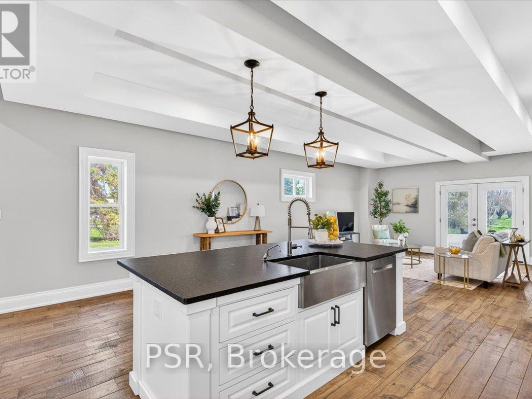 515 FENEL ROAD, Kawartha Lakes (Woodville)