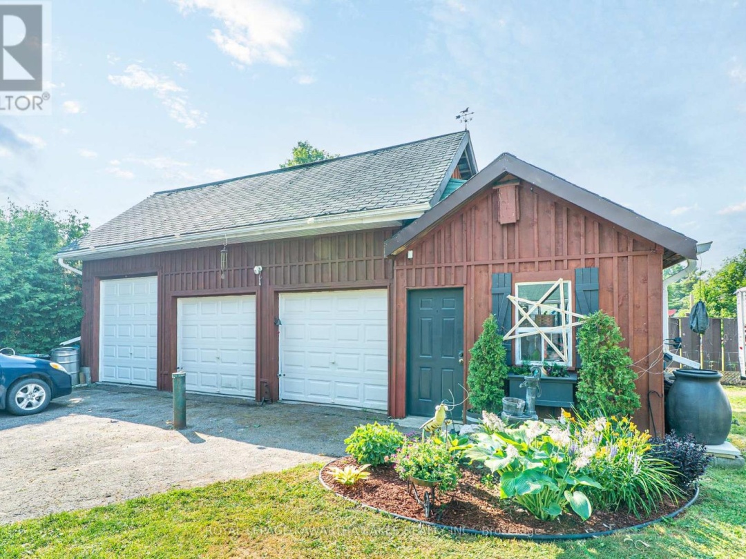 1028 LITTLE BRITAIN ROAD, 