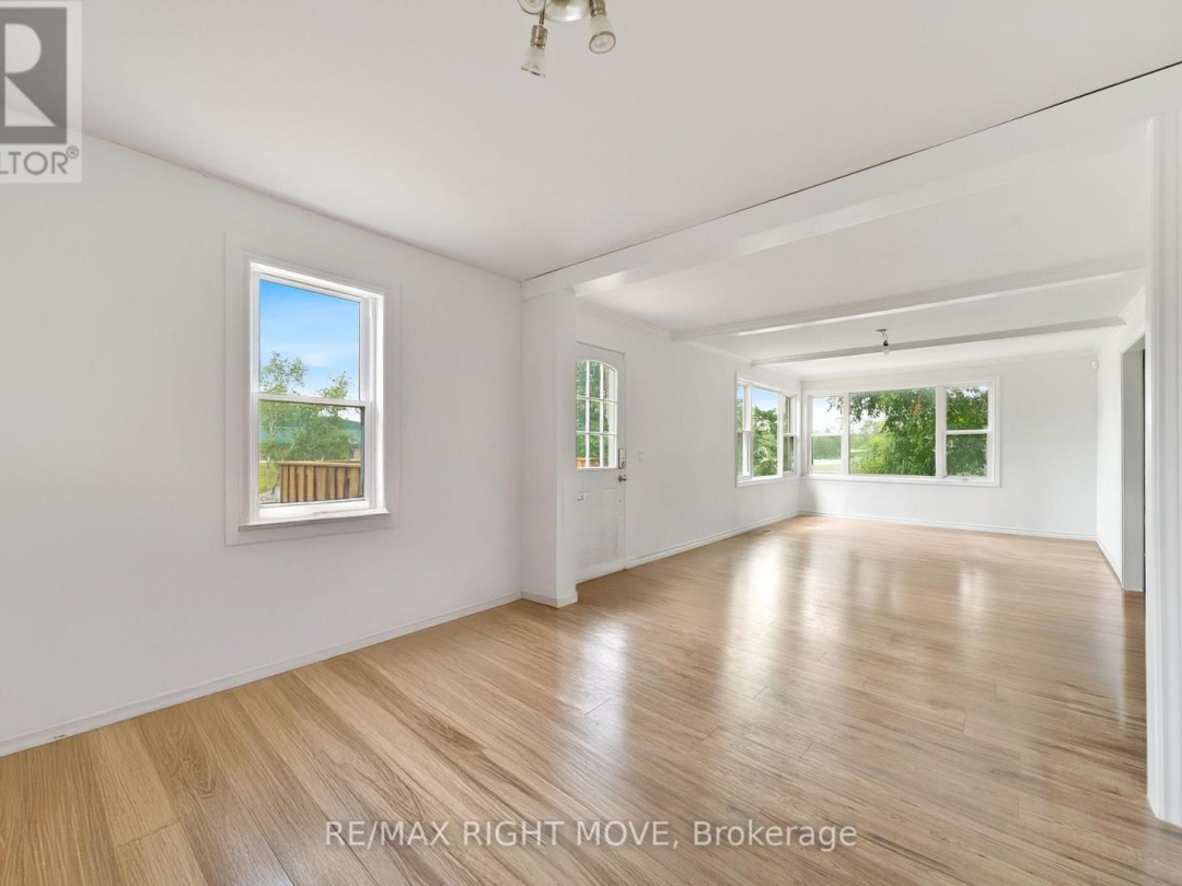 2639 EGO SIDE ROAD, 