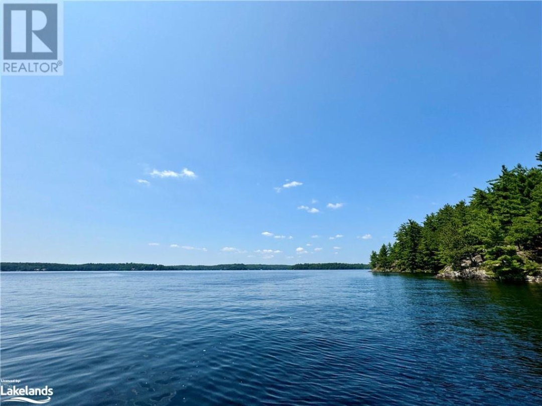 N/A North Bohemia Island, Lake Rosseau