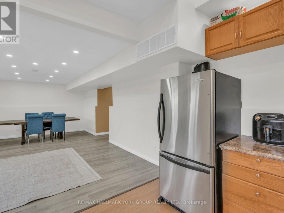 36 BALL AVENUE E, 