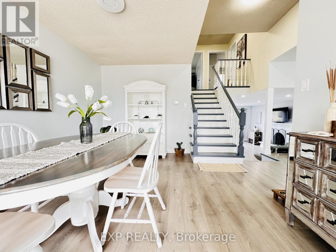 25 TURTLE PATH, Lake Simcoe