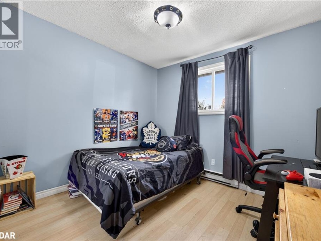 10 CONDER Drive, 