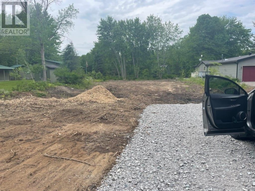 4590 TRENT TRAIL, Severn River