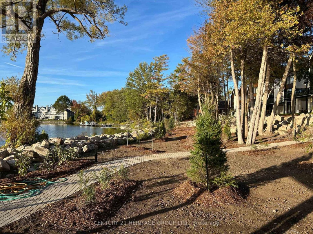44 RUBY CRESCENT, Lake Simcoe