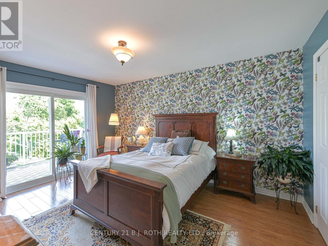 204 - 43 CREIGHTON STREET, Lake Simcoe
