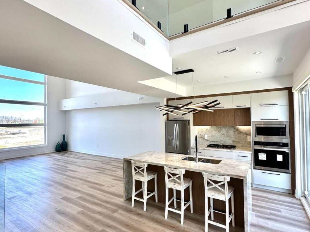 3706 Quayside Drive, Severn (West Shore)