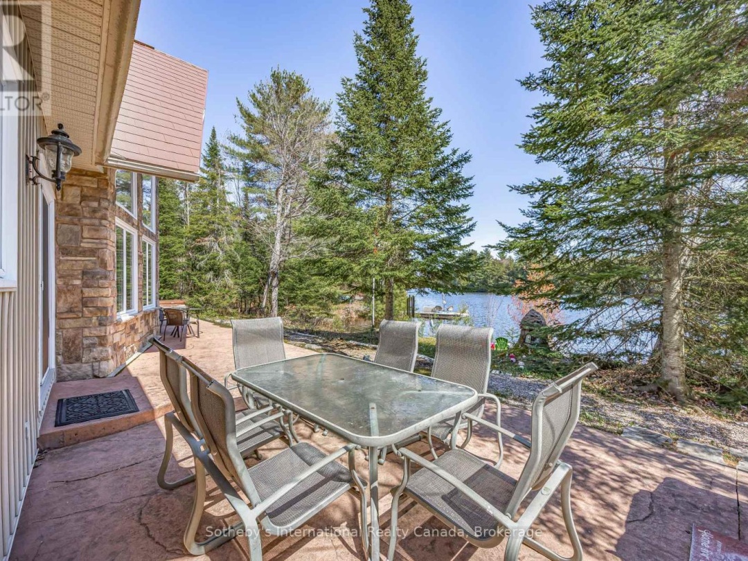 9 PAULS BAY ROAD, Harris Lake