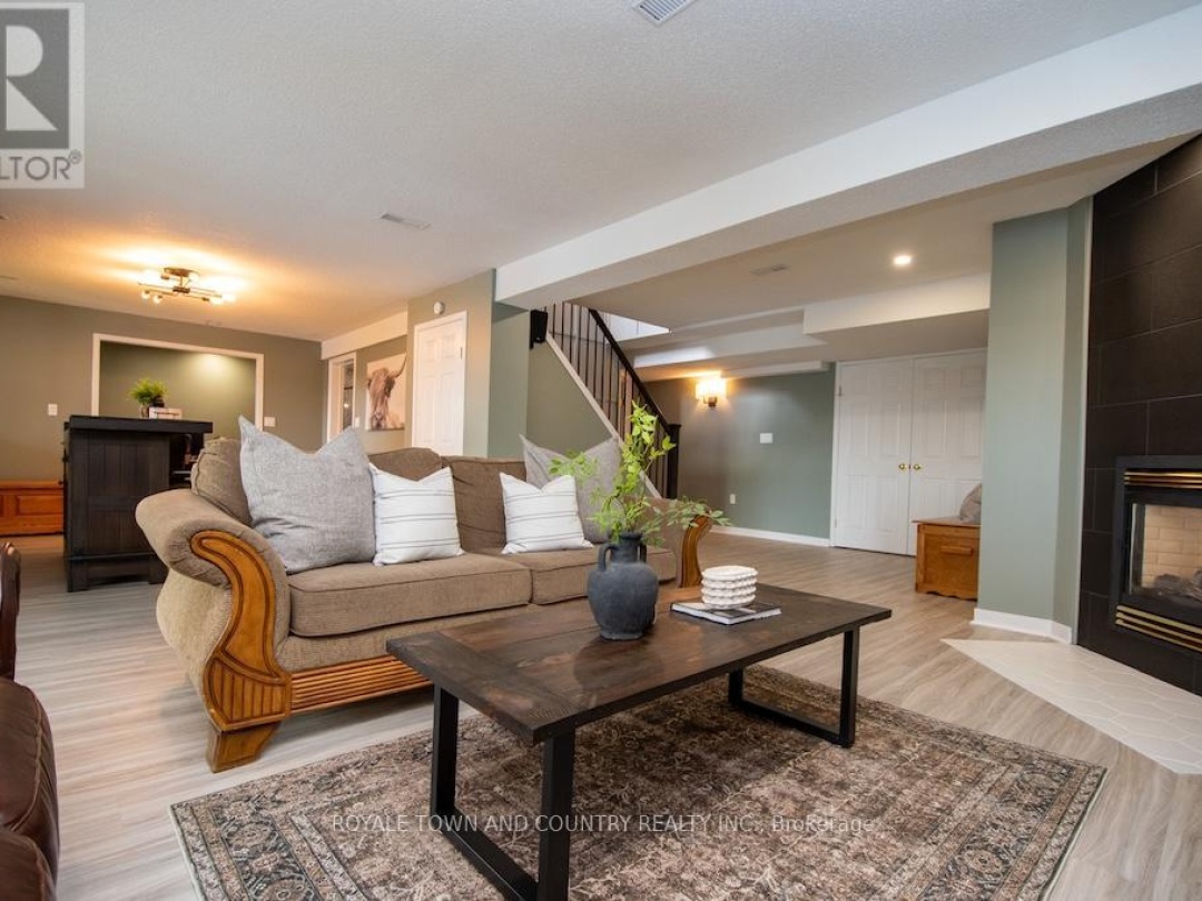 116 Cresswell Road, Kawartha Lakes (Manilla)