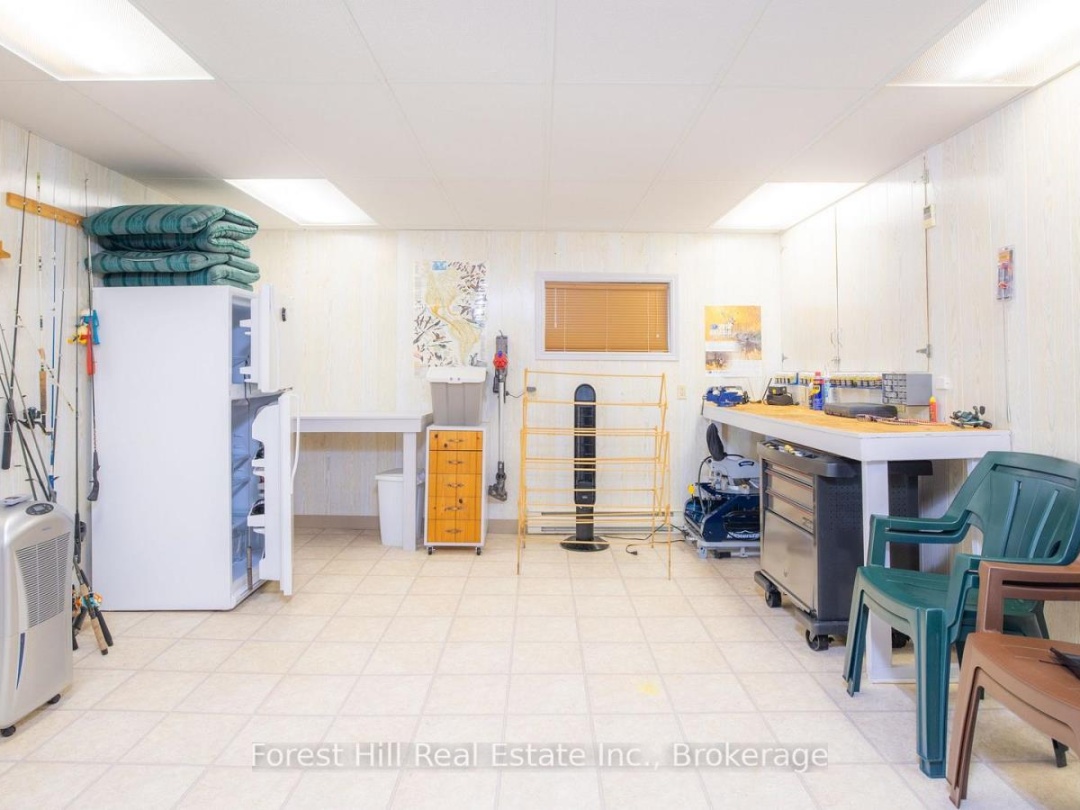 445 LORIMER LAKE ROAD, Lorimer Lake