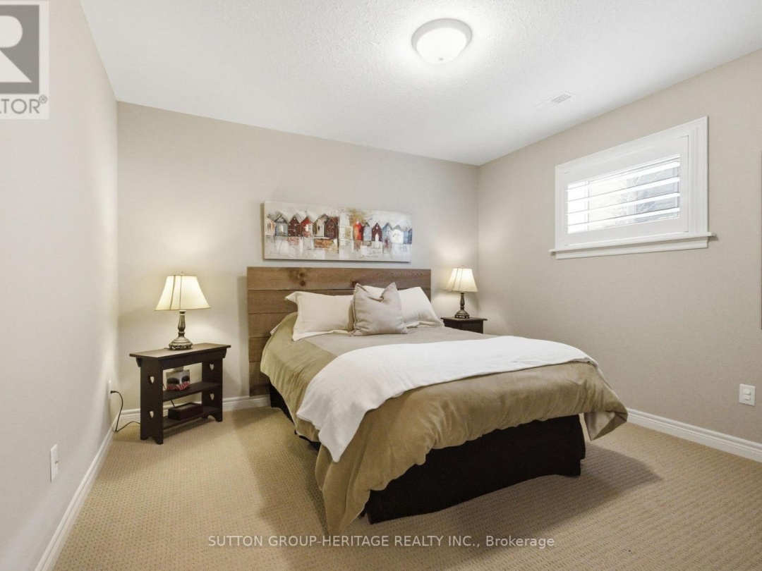 36 HUNTINGWOOD CRESCENT, Kawartha Lakes (Bobcaygeon)