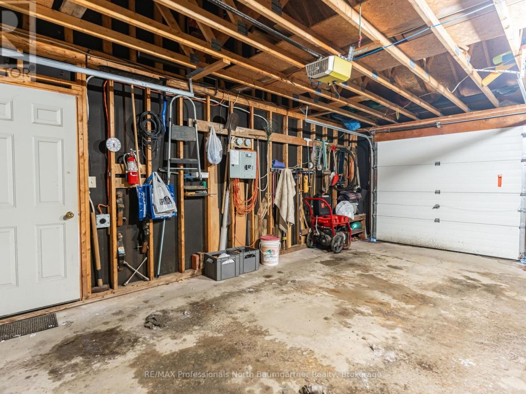 6258 Haliburton Lake Road, Haliburton Lake