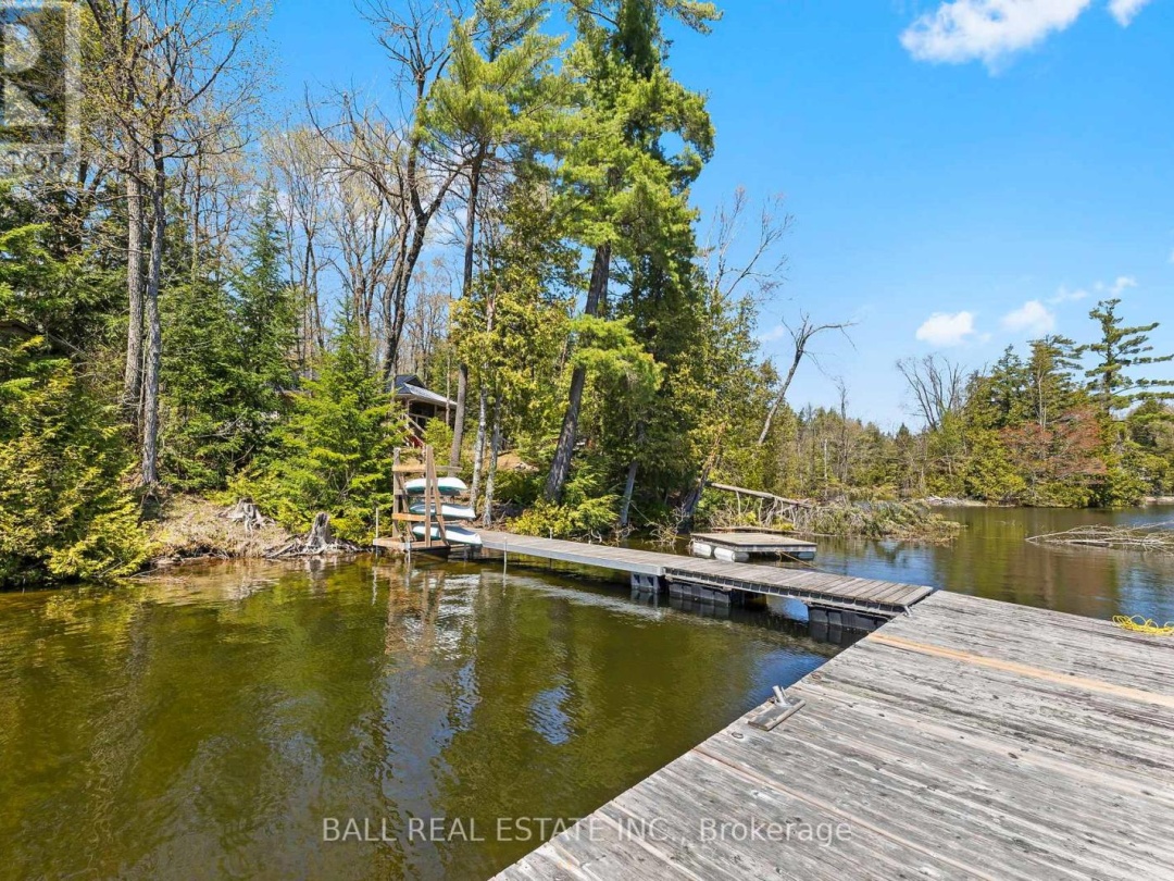 479 EAST CLEAR BAY ROAD, Crystal Lake