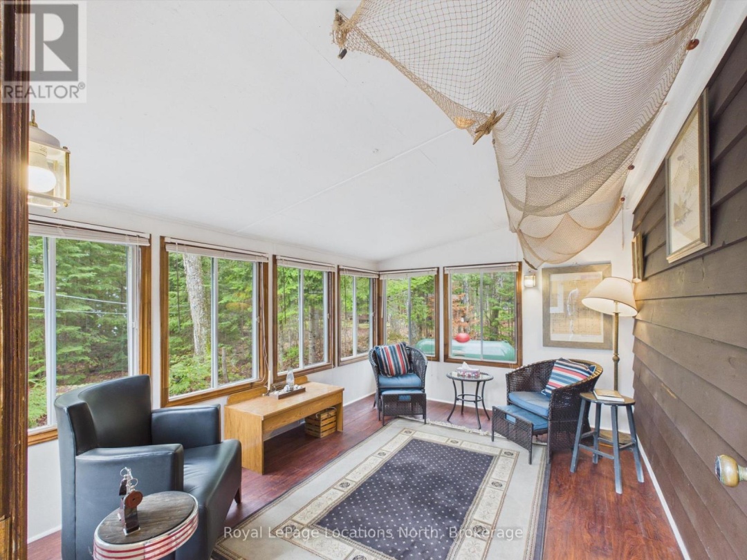 1027 SCOTT LANE, Oxbow Lake