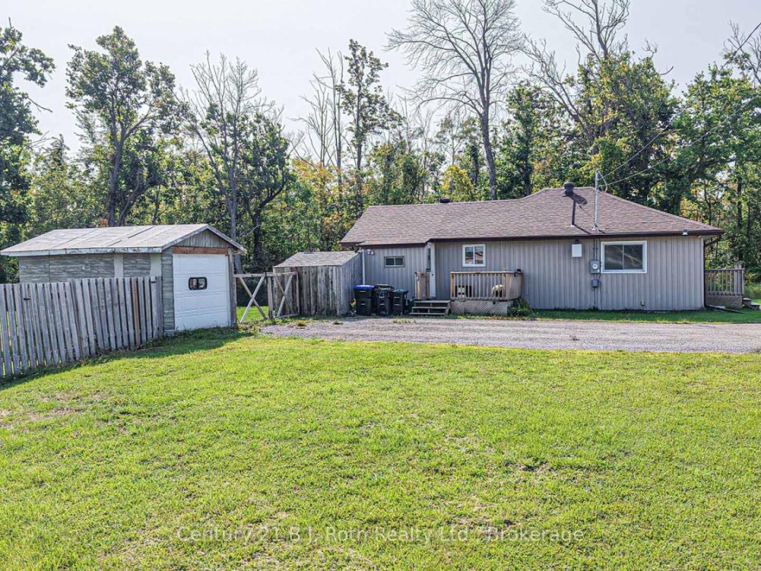 8441 11 HIGHWAY N, 