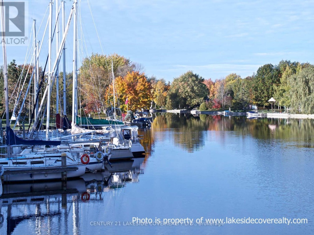 9 PINETREE COURT, 