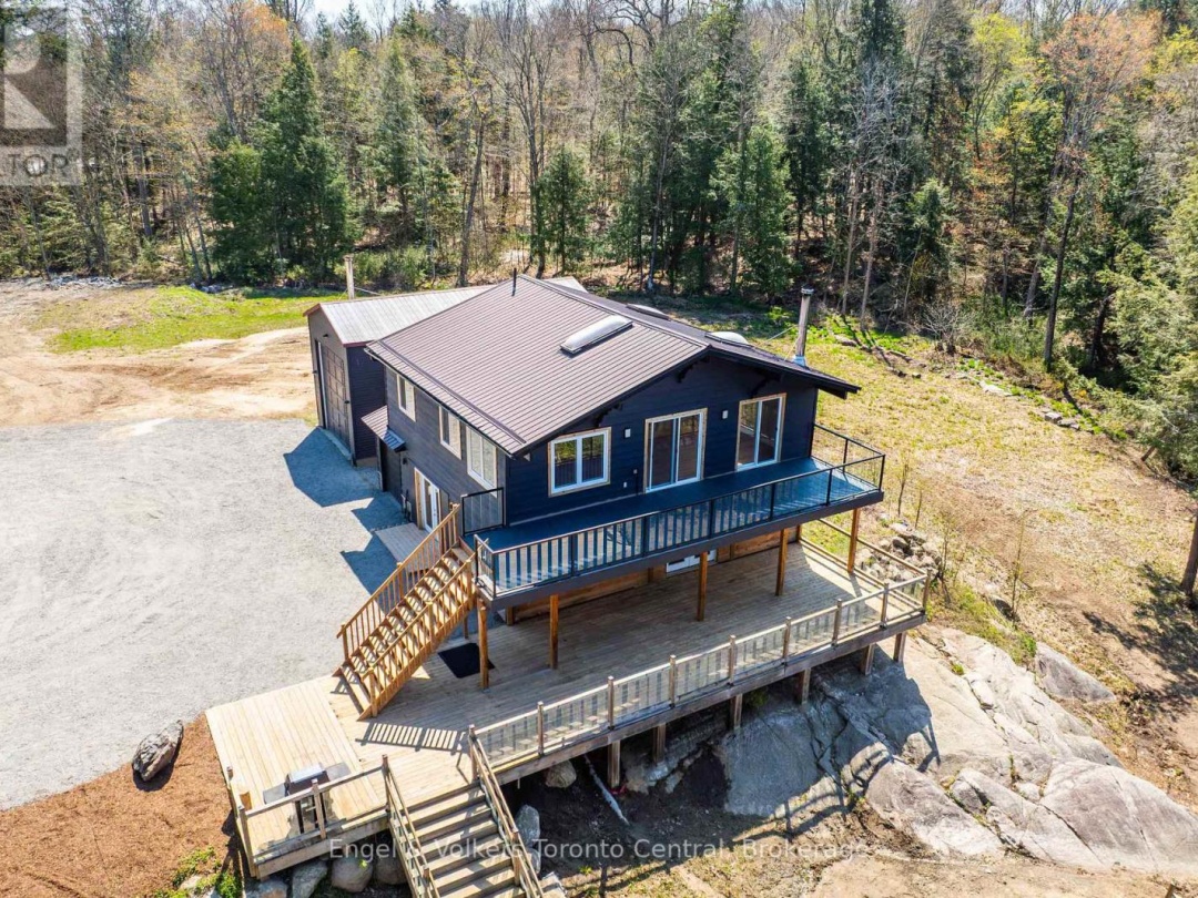 1457 LAKE JOSEPH ROAD, McTaggart Lake