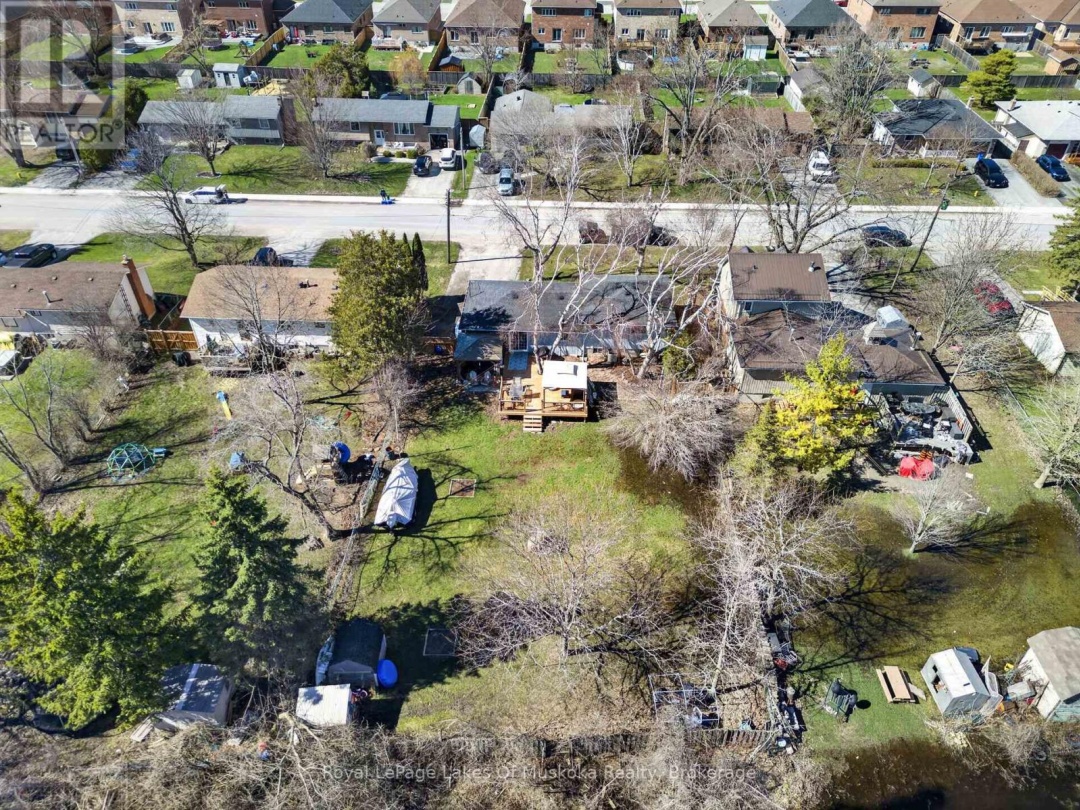 271 LAKELAND CRESCENT, Brock (Beaverton)