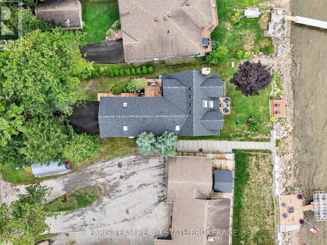 238 ROBINS POINT ROAD, 