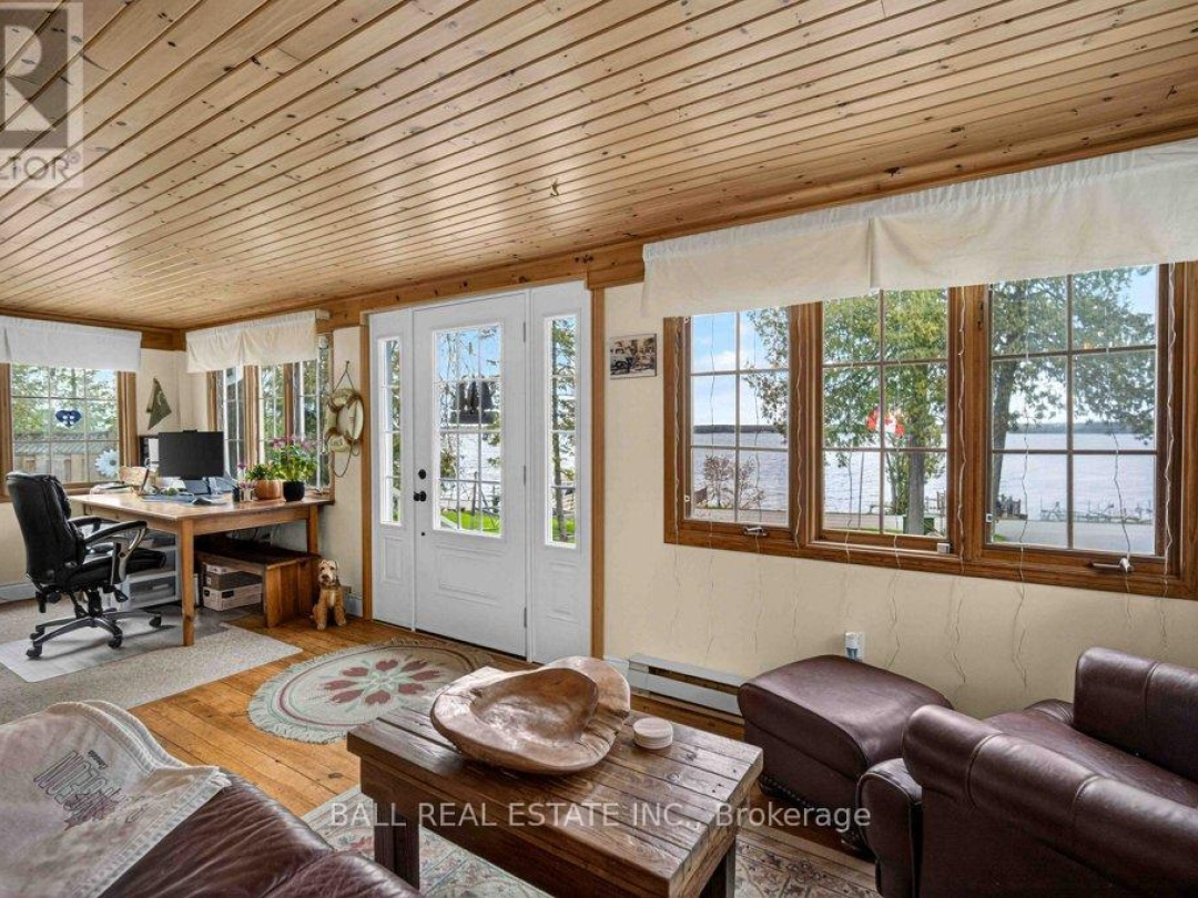 769 CEDAR GLEN ROAD, Sturgeon Lake