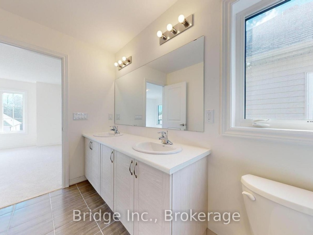 12 HILLCROFT WAY, Kawartha Lakes (Bobcaygeon)