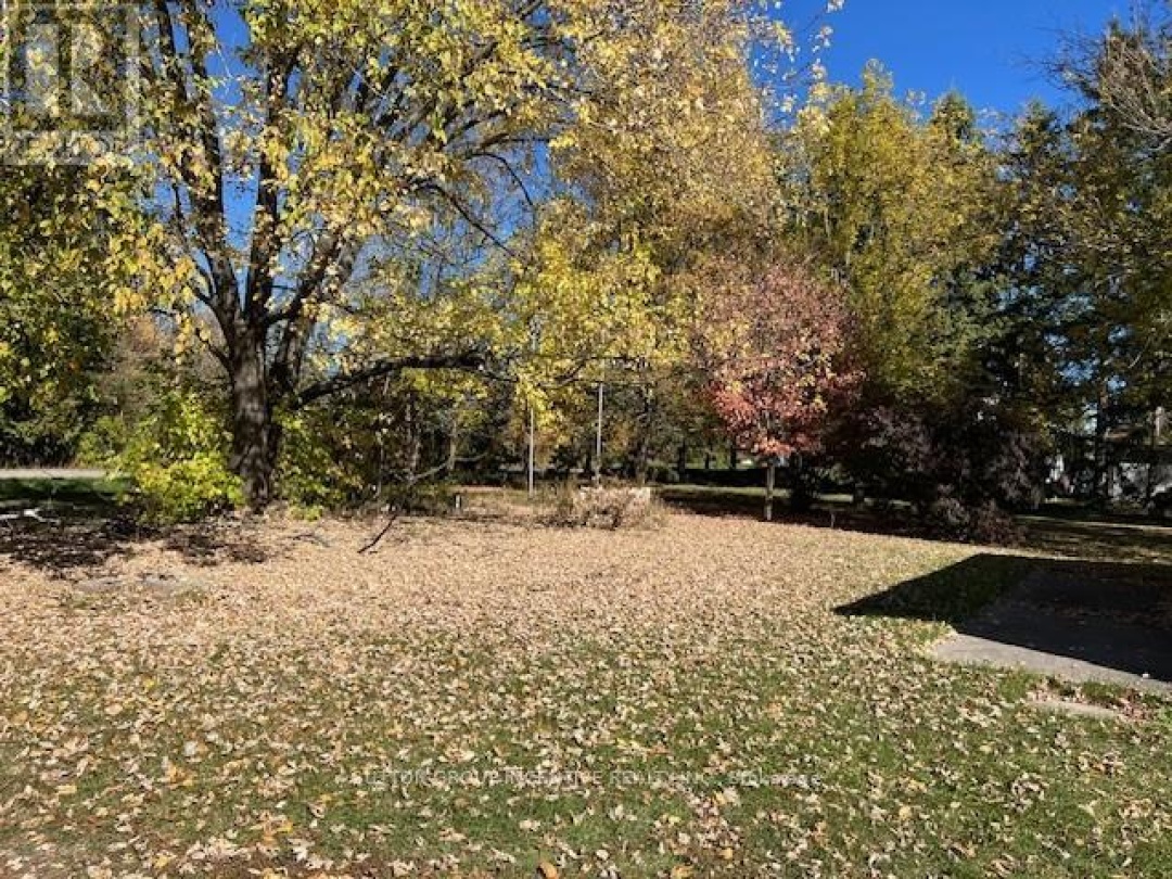 4075 AIRPORT ROAD, Ramara