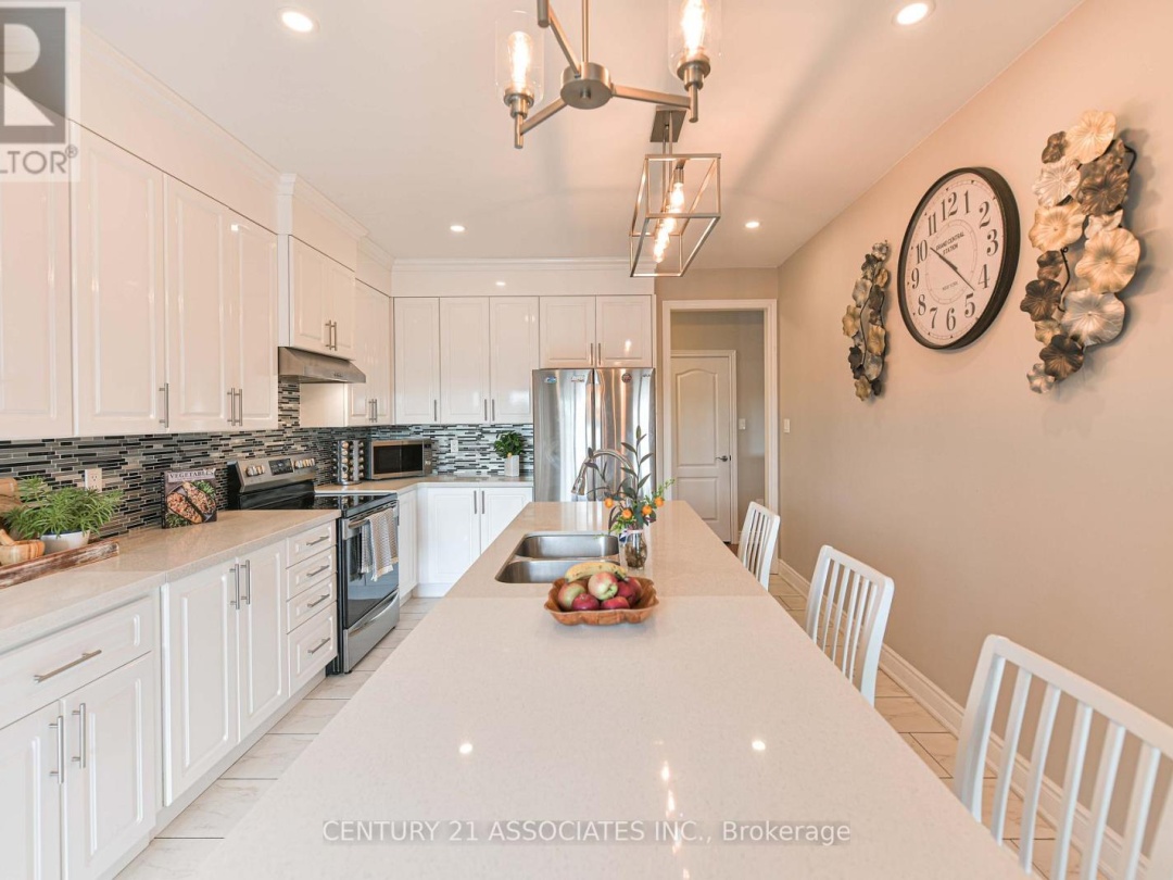 3155 MONARCH DRIVE, Orillia