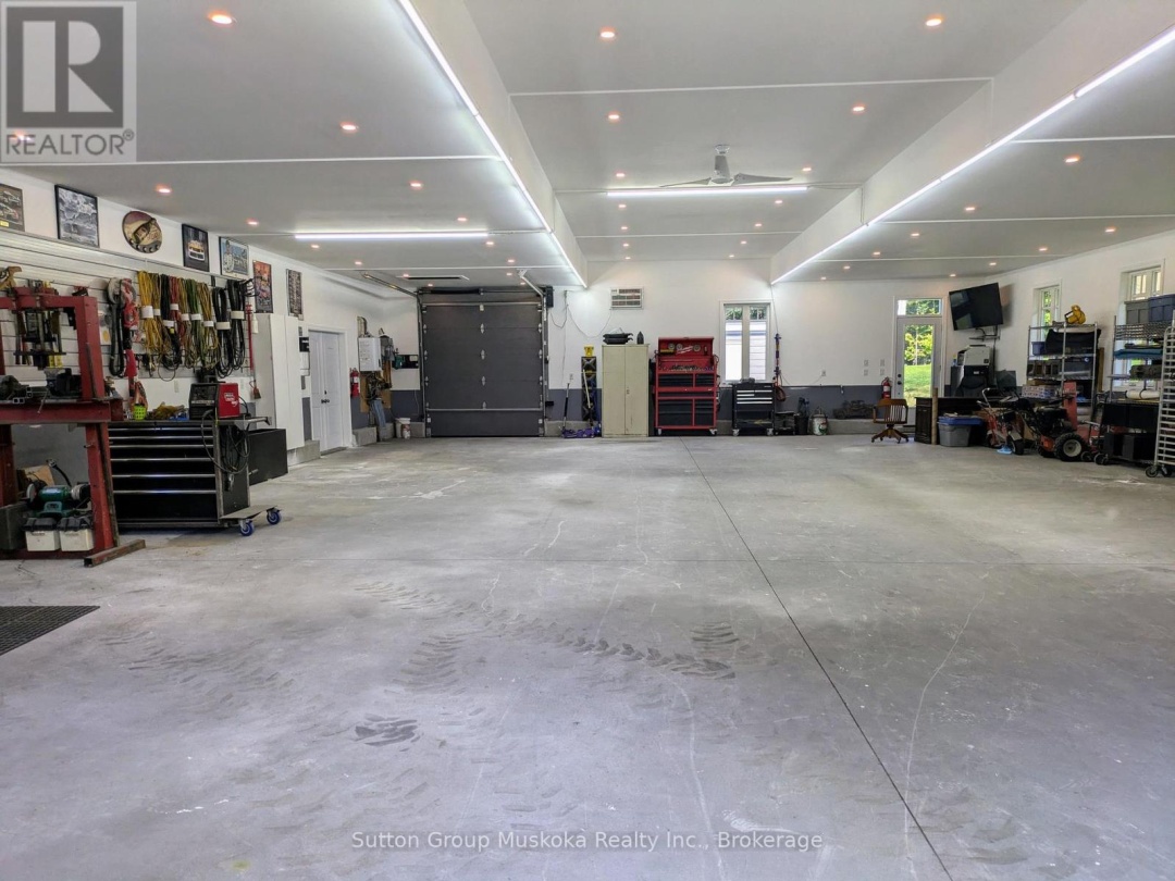 2602 MUSKOKA 10 ROAD, Huntsville (Brunel)