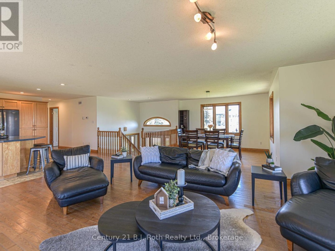 4086 Lawton Lane, Ramara (Atherley)