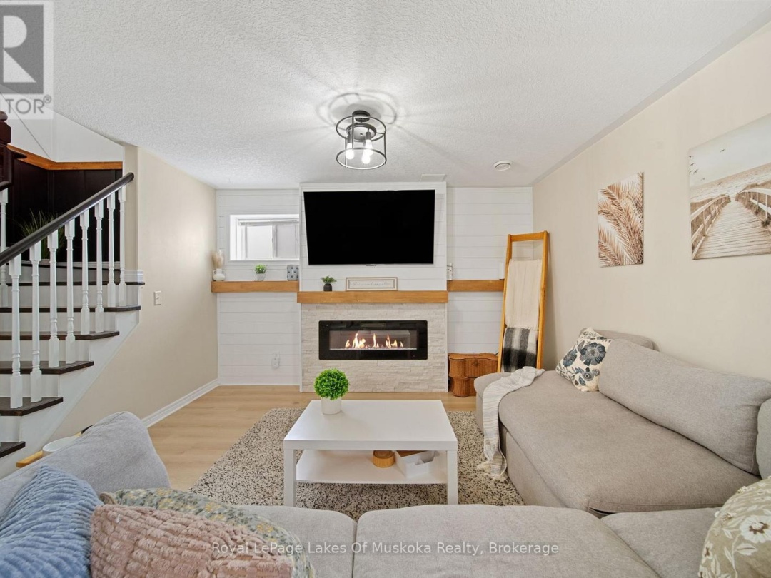 70 PEARL DRIVE, Orillia