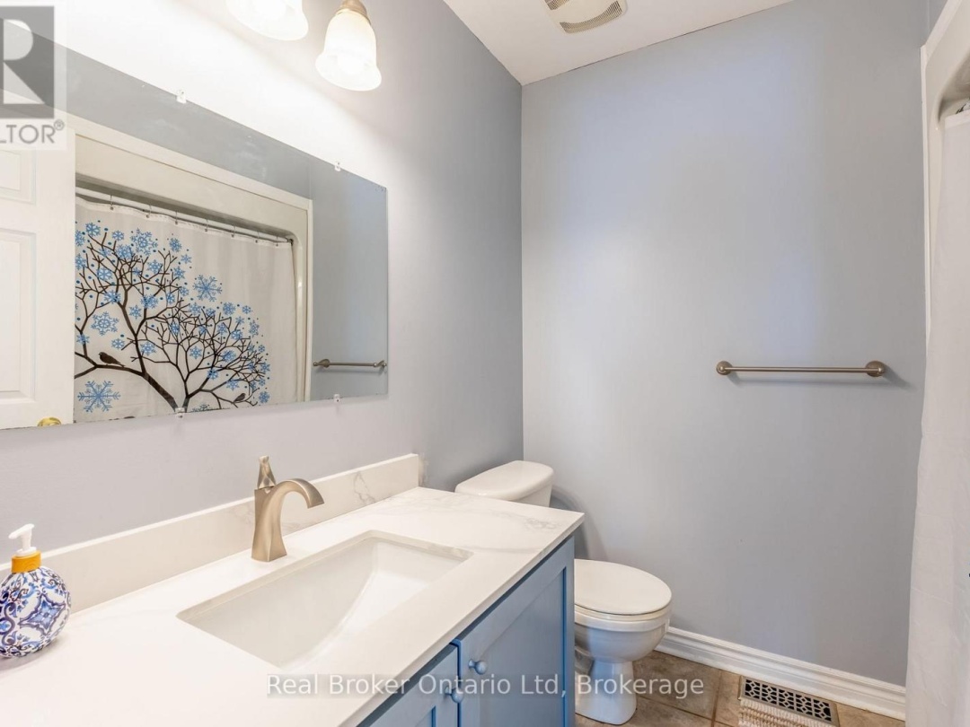 9 BOYD CRESCENT, Oro-Medonte (Moonstone)